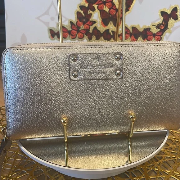 Kate Spade Metallic Zippy Wallet - Picture 3 of 13